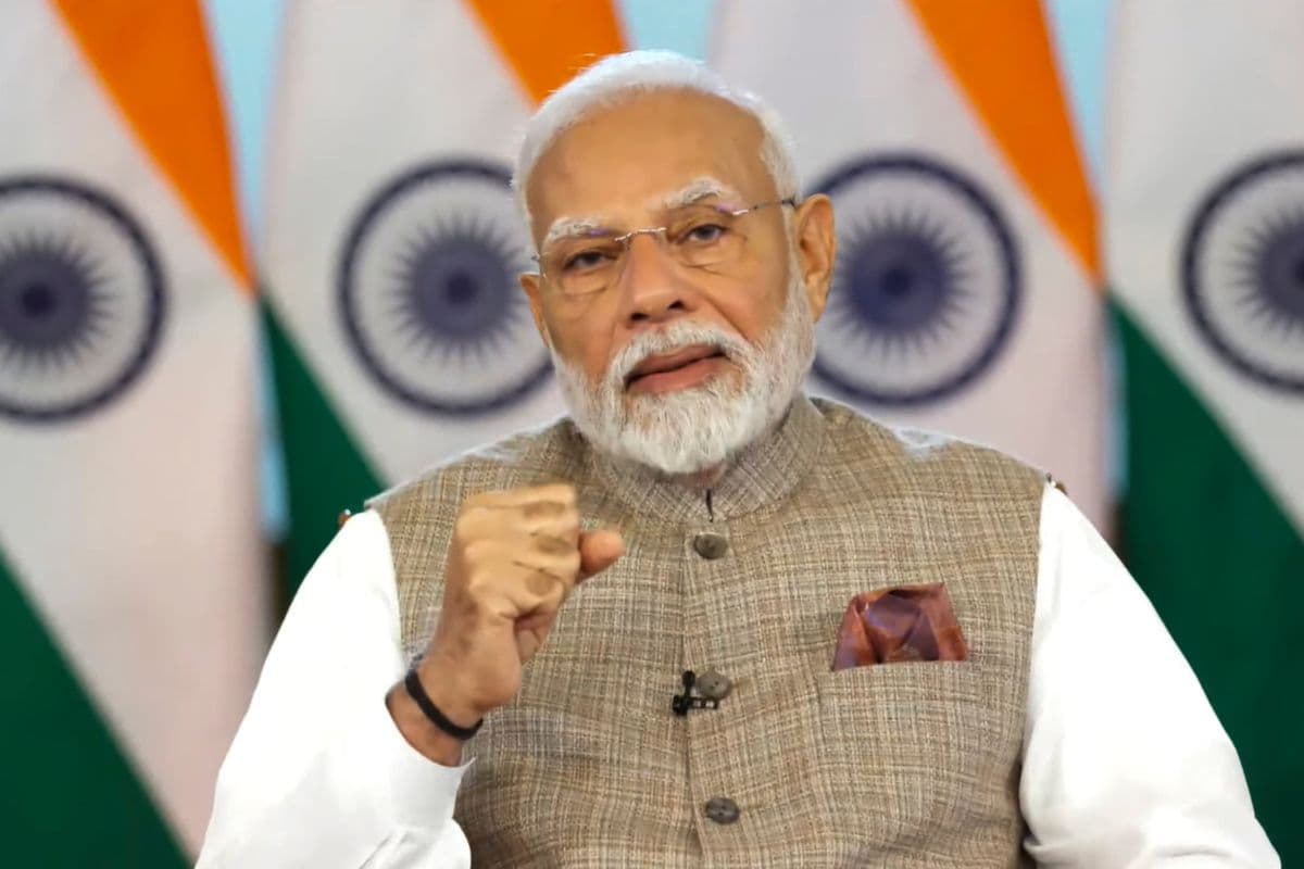 PM Modi Gift: आदिवासियों के उत्थान पर मोदी सरकार करेगी 79 हजार करोड़ खर्च, झारखंड को भी होगा फायदा
