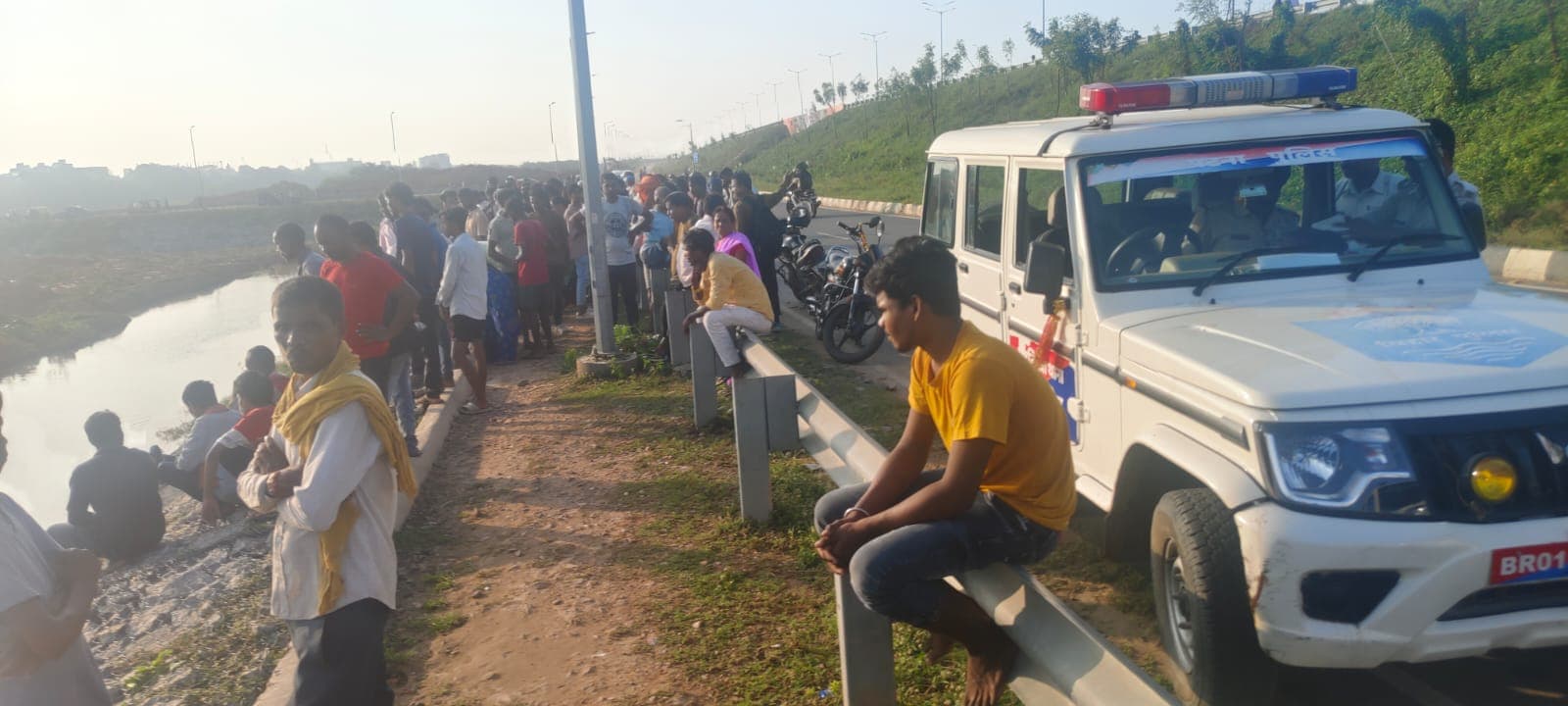 Patna News: गंगा में दोस्तों के साथ मस्ती पड़ी भारी, बनाया रील्स और फिर...