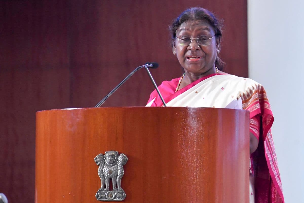 राष्ट्रपति द्रौपदी मुर्मू आज राजभवन से कब होंगी रवाना, कितने बजे पहुंचेंगी BIT मेसरा? जान लें आज का ट्रैफिक रूट