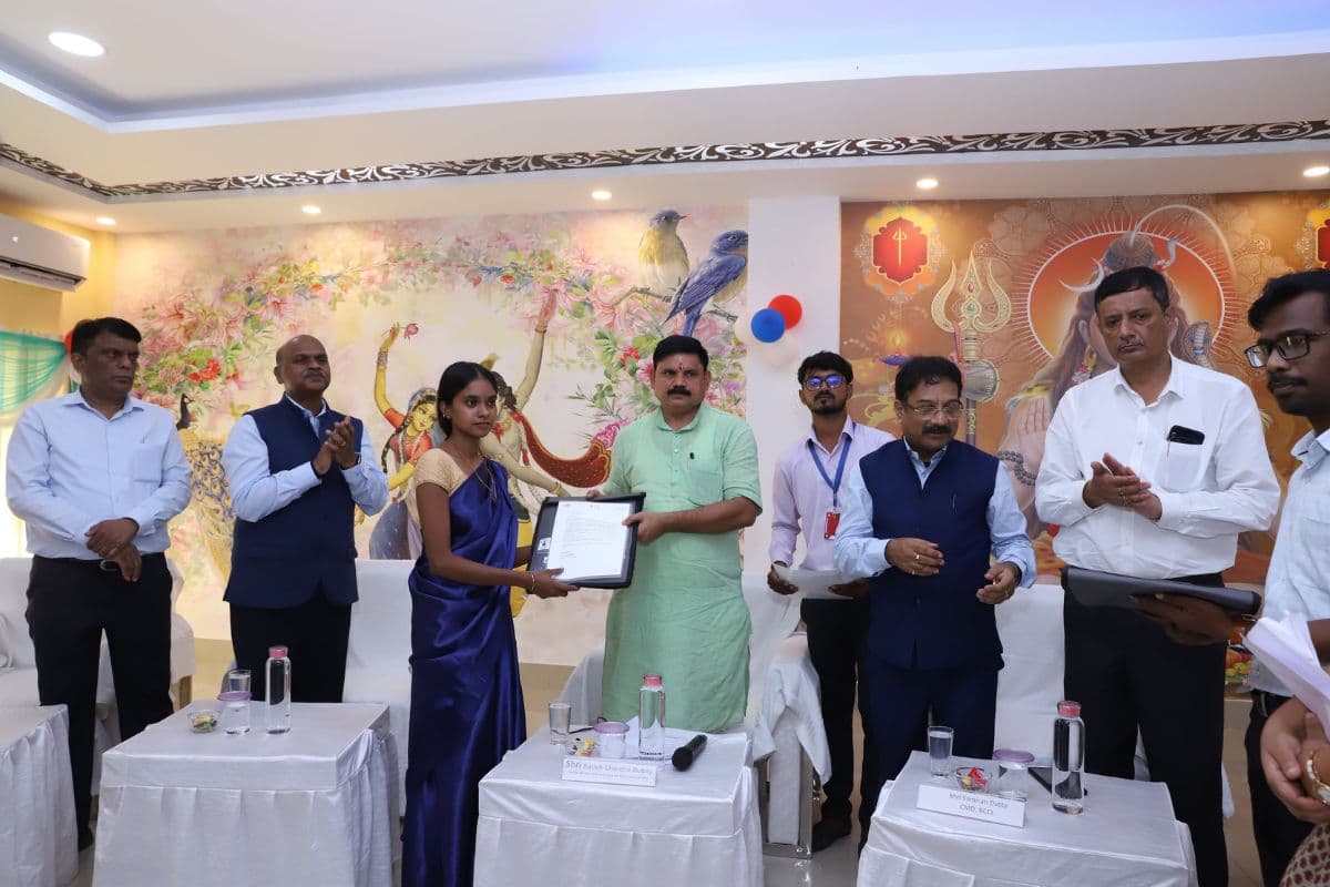 Satish Chandra Dubey: केंद्रीय कोयला राज्यमंत्री सतीश चंद्र दुबे ने बिजली संकट पर हेमंत सोरेन सरकार को घेरा