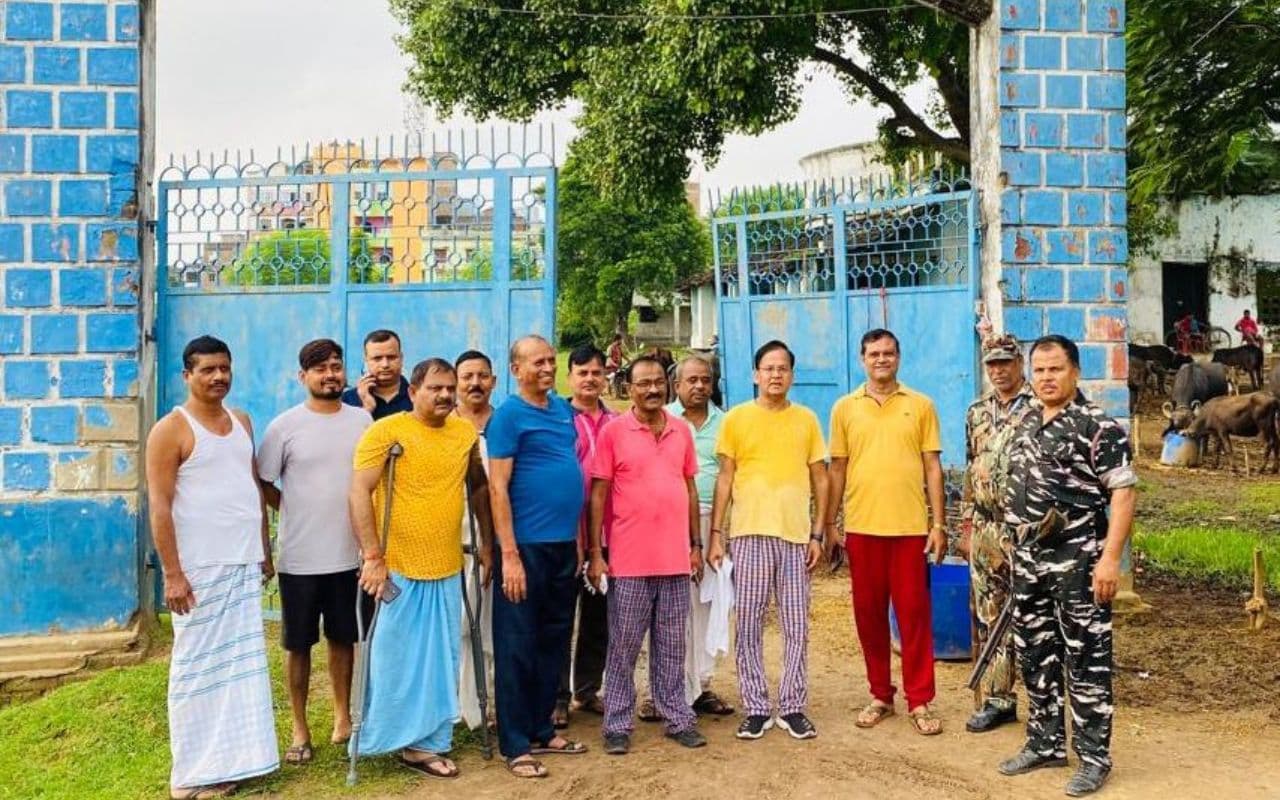 TMBU: विवि की जमीन पर अतिक्रमण मामले में कुलपति सख्त, अधिकारियों के साथ किया निरीक्षण