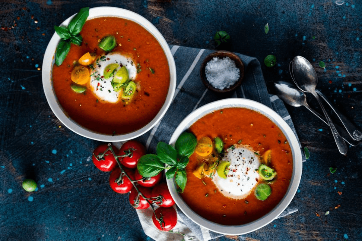 Tomato-Turmeric Soup for Weight Loss: वजन घटाने के लिए एक स्वादिष्ट और पौष्टिक बूस्ट की तरह काम करता है ये सूप