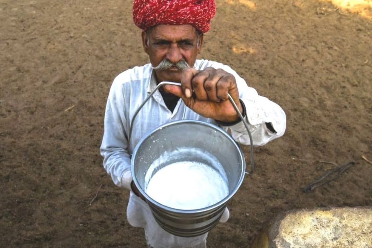 भारत का अनोखा गांव, जहां दूध बेचना पुत्र बेचने के बराबर, जानिए कारण