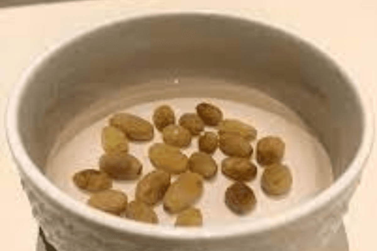 Health benefits: भीगी हुई किशमिश खाने के 10 अद्भुत फायदे