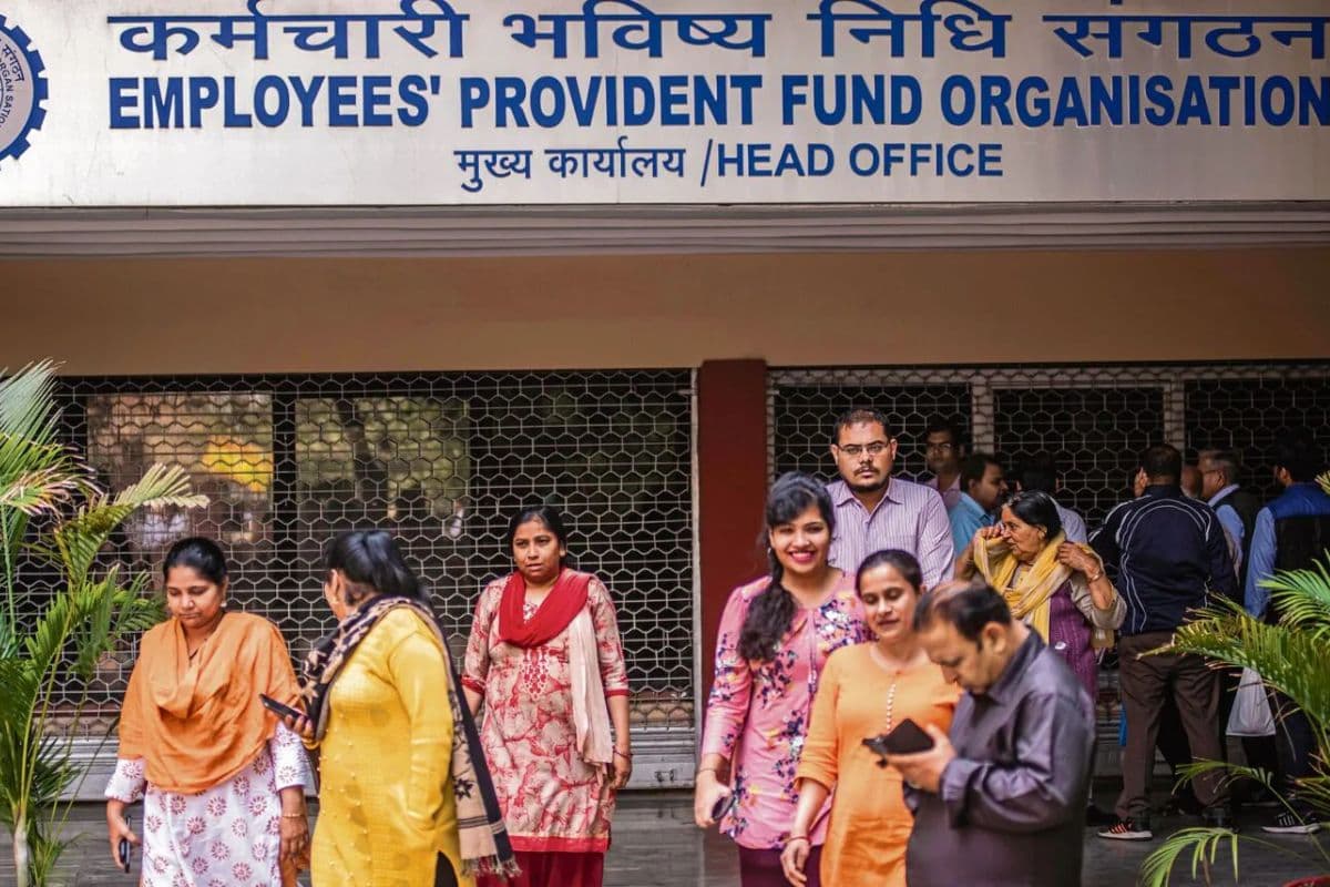 UAN Activation Deadline: 15 मार्च से पहले कर लें ये काम, नहीं तो पेंशन में आ सकती है बड़ी रुकावट