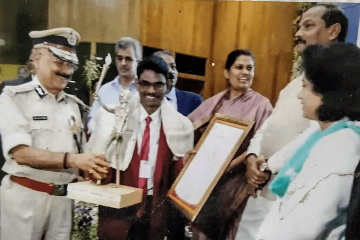 Teachers Day Special: 25 वर्षों से समर्पित भाव से पहाड़ी क्षेत्र में शैक्षणिक माहौल बनाने में जुटे शिक्षक तरुण सिंह