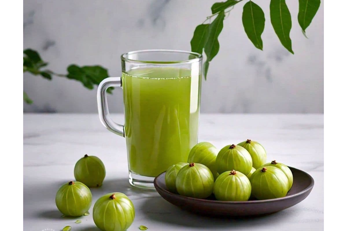 Amla juice benefits: आंवला का रस पीने के फायदे और इसे बनाने का तरीका