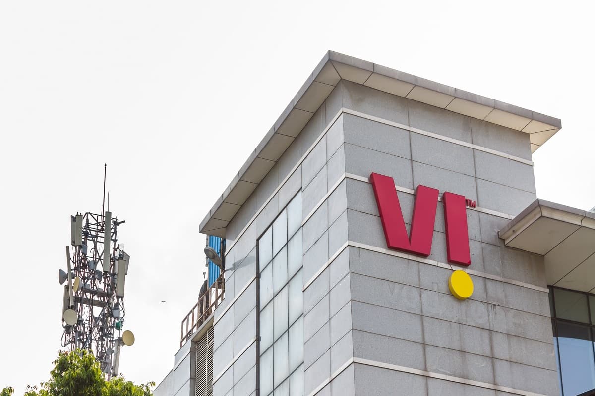वोडाफोन आइडिया और एयरटेल को 'सुप्रीम' झटका, 15% टूटा Vi का शेयर