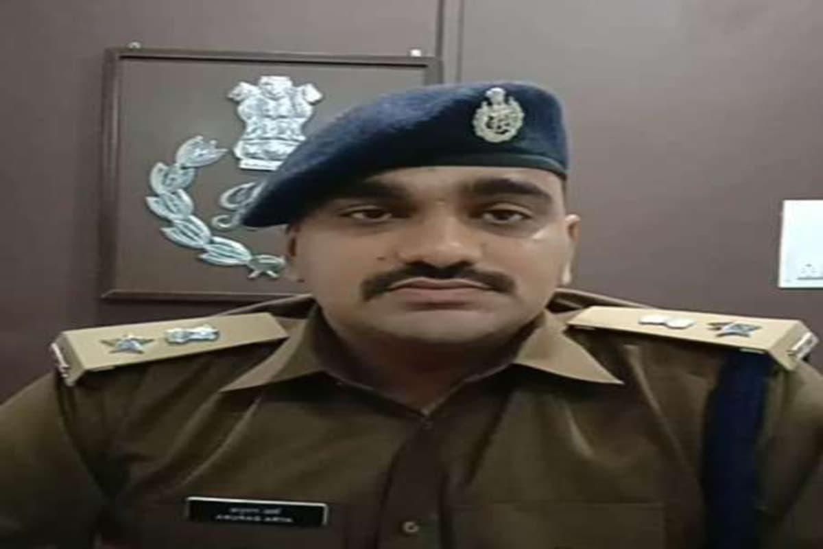 Bareilly News: अपराध नियंत्रण में फेल हुए पुलिसकर्मी तो आधिकारी ने कर दिया लाइन हाजिर
