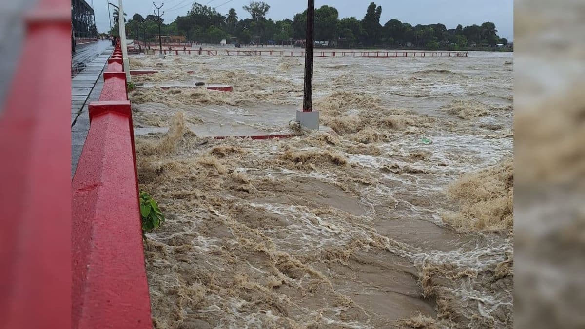 Bihar Flood: बिहार में तबाही लाने को बेचैन है ये नदियां, कोसी गंडक बागमती और गंगा उफान पर