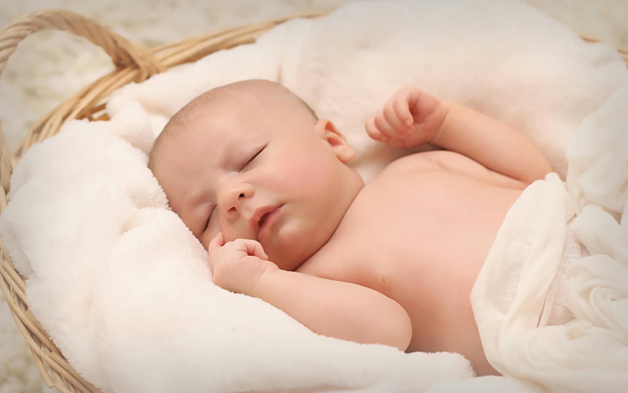 Baby Names: आपके प्रिंस के लिए ये हैं बेहद ही खूबसूरत और अनोखे नाम, जानें अर्थ
