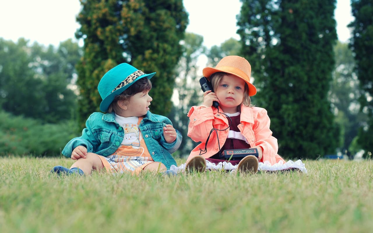 Baby Names: आपके बच्चे के भाग्य को बदलकर रख देंगे ये खूबसूरत नाम, डालें लिस्ट पर नजर