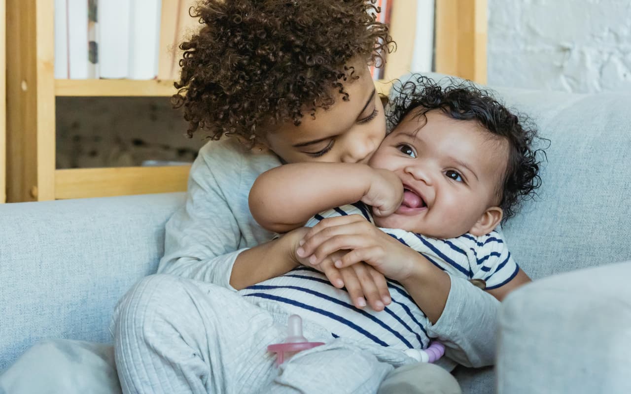 Baby Names: आपके बच्चों के लिए नहीं मिलेंगे इनसे ज्यादा खूबसूरत और प्यारे नाम