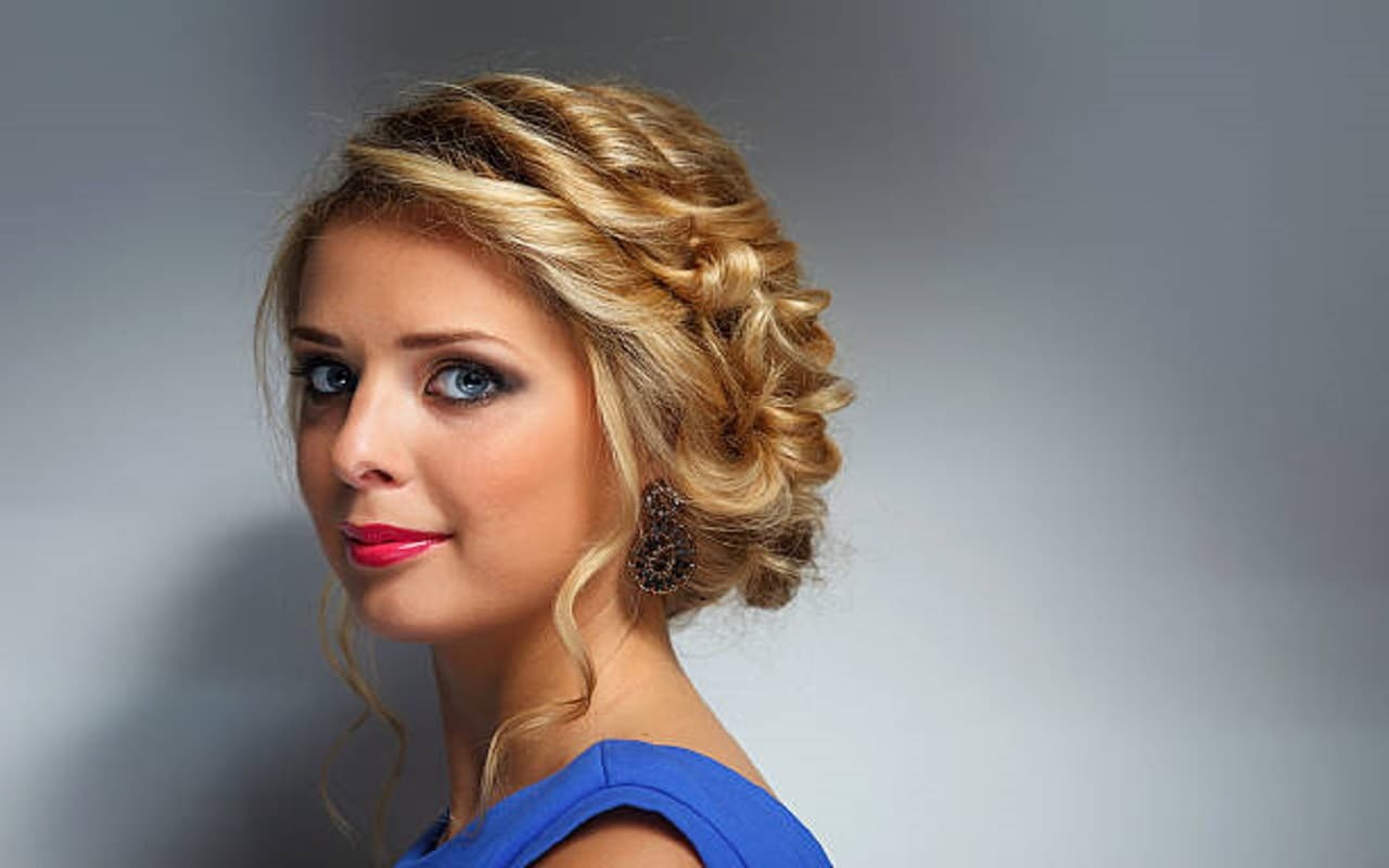 Hairstyle For Short Hair: आपके छोटे बालों की सुंदरता बढ़ा देंगे, ये आसान हेयर स्टाइल