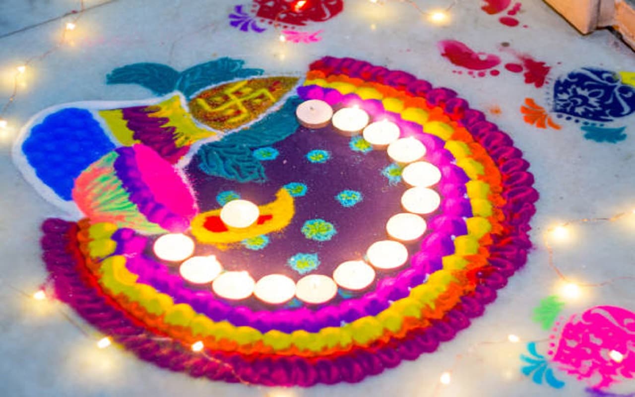 Navratri Rangoli Design: सुंदर रंगोली बनाकर करें माता रानी का स्वागत, देखें क्या है ट्रेंड