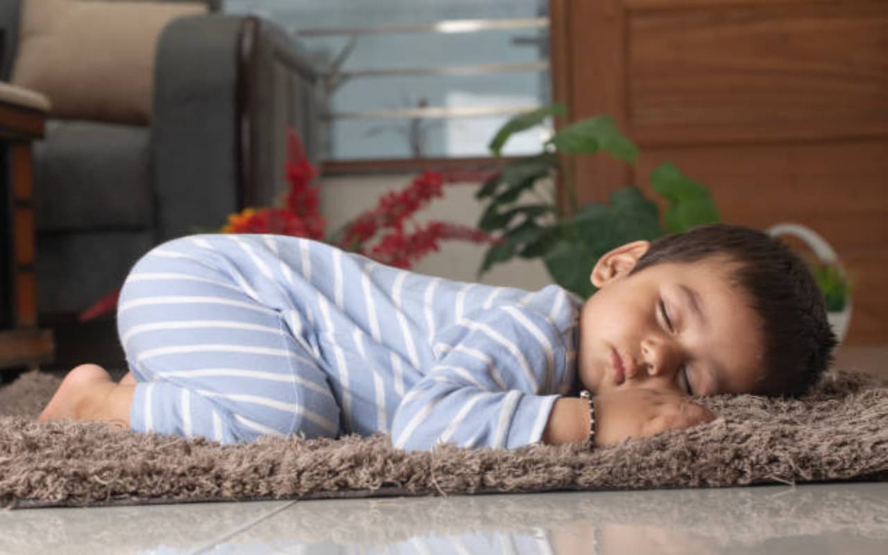 Baby Names: आपके क्यूट से बेटे के लिए ये हैं भारतीय संस्कृति से प्रेरित कुछ खूबसूरत नाम, जानें अर्थ