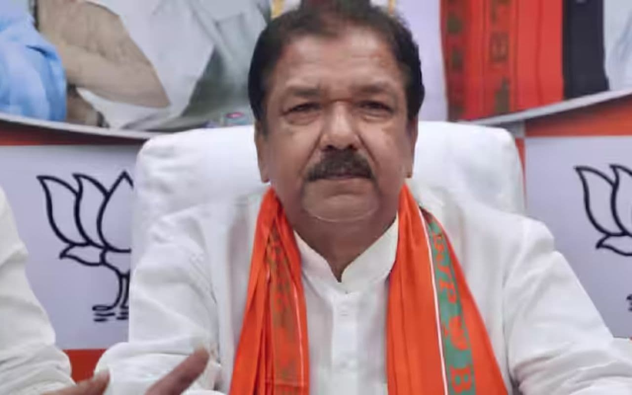 Bihar Land Survey: दाखिल- खारिज कराने को लेकर मंत्री ने दिया बड़ा आदेश, बोले- तीन महीने के अंदर हो काम