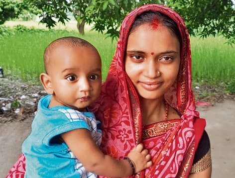 बच्चे को लेकर मुंबई जाने की फिराक में थे दंपती, लखनऊ के चारबाग स्टेशन से धराये