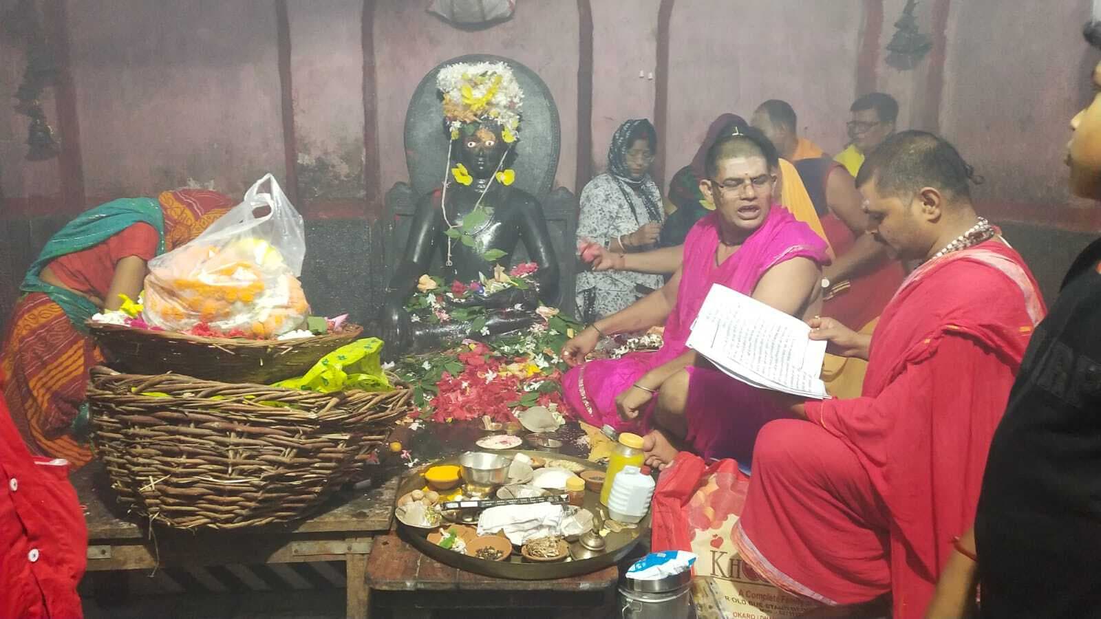 महाकाल भैरव की हुई विशेष पूजा, लगा विशेष भोग