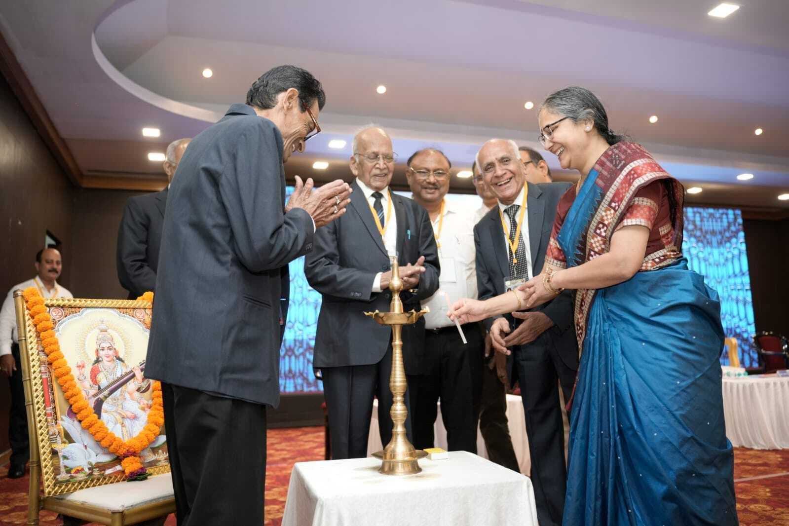 कर समाधान स्कीम का व्यापारी लाभ उठायें, अस्पष्ट नोटिस जारी करने से विभाग बचे : न्यायाधीश