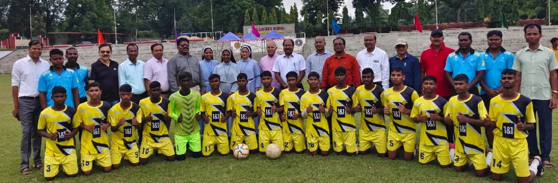 सीनियर में संत रॉबर्ट हजारीबाग व जूनियर में मसी मार्शल चरही की टीम बनी विजेता