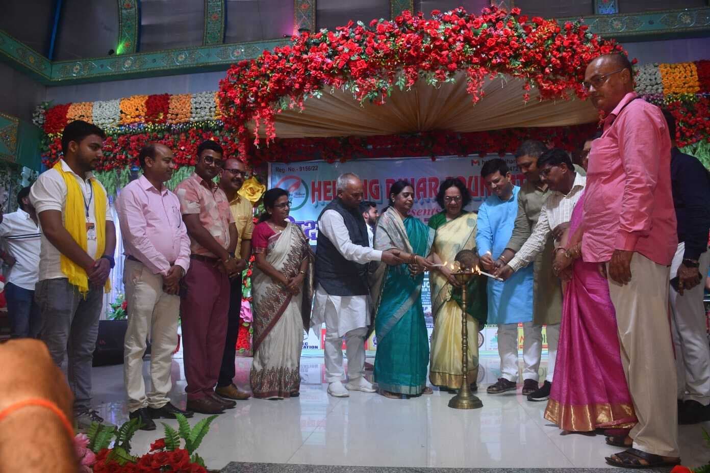 चार जिले के 160 शिक्षकों को किया गया सम्मानित