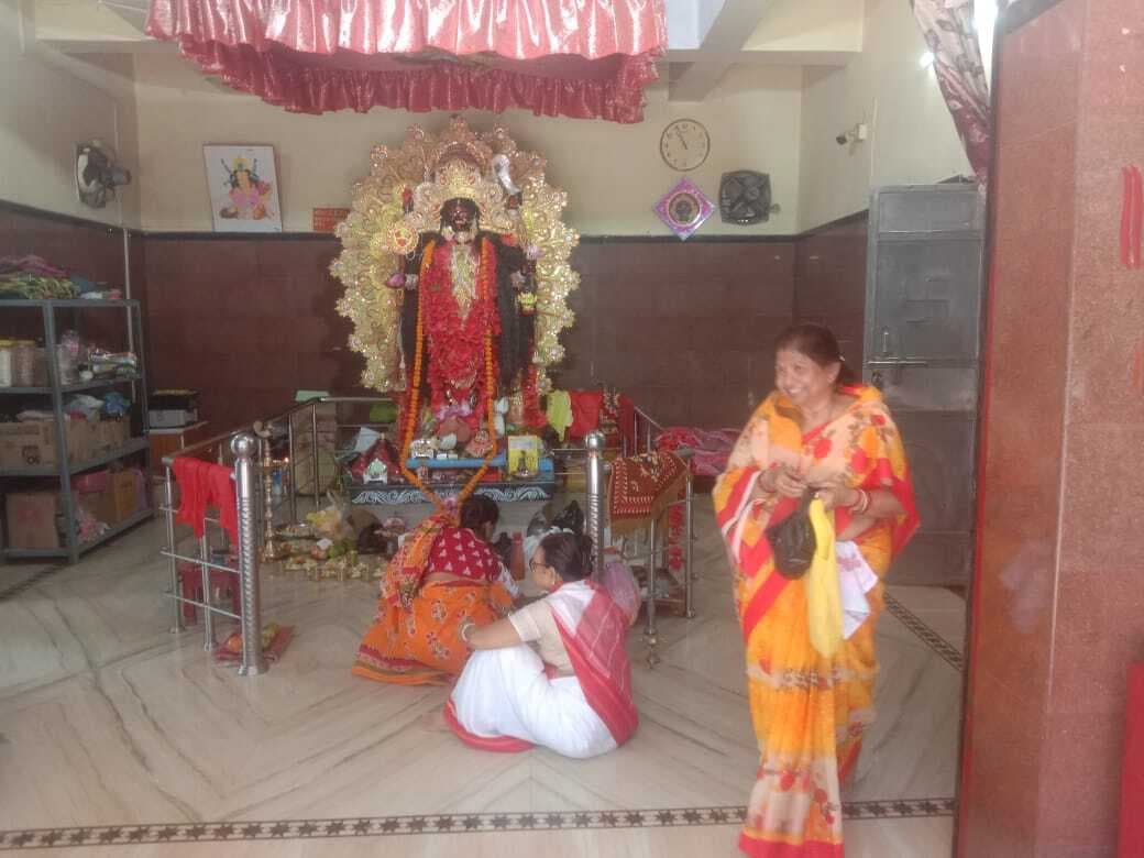 अमावस्या को ले शहर के विभिन्न काली मंदिरों में भक्तों ने की पूजा अर्चना