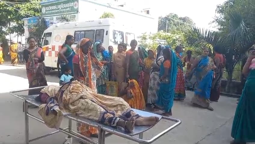 सदर अस्पताल से पटना रेफर गर्भवती की मौत, परिजनों में मातम