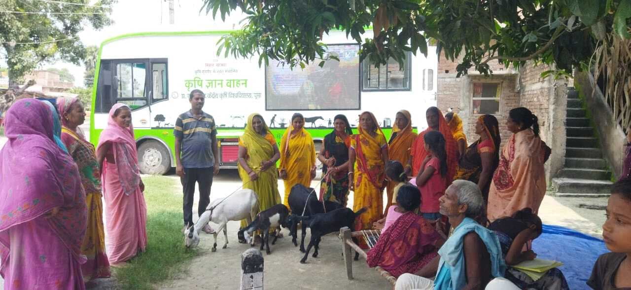 Goat Farming: Samastipur News:बकरी पालन की तकनीकी से अवगत हुई जीविका दीदी