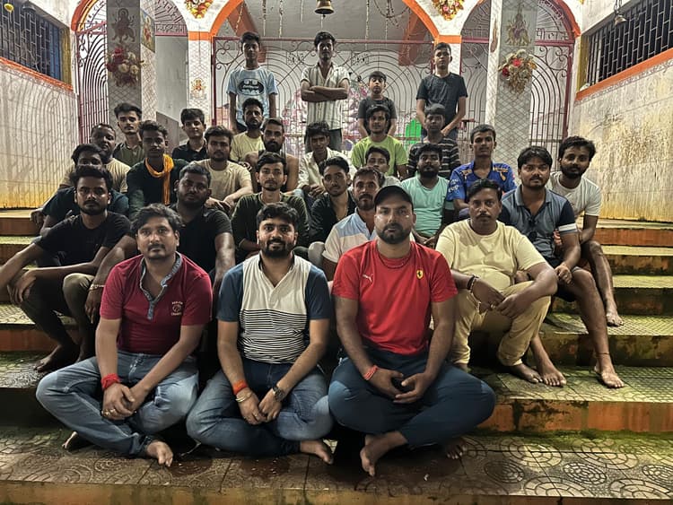 रेलवे माल गोदाम दुर्गा पूजा समिति की नयी कमेटी गठित, सुनील बने अध्यक्ष, गोलू को सचिव की कमान