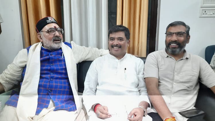 जब तक सनातनियों का बहुमत, लोकतंत्र तभी तक सुरक्षित : गिरिराज सिंह