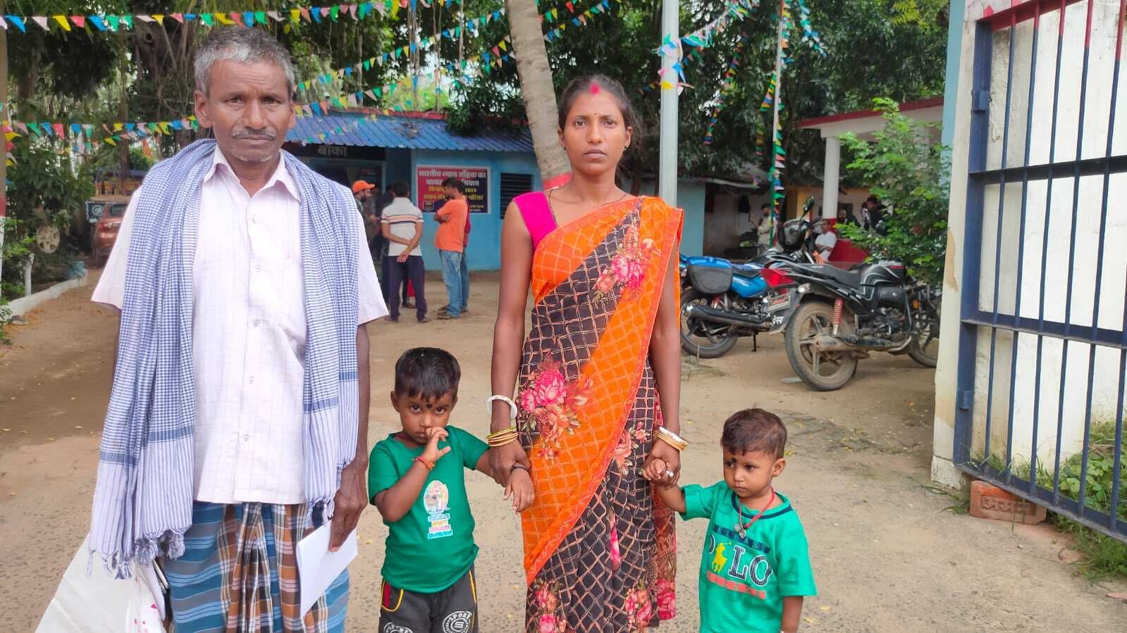 पत्नी ने पति पर लगाया हत्या करने के नियत से गला दबाने का आरोप, थाना में मामला दर्ज