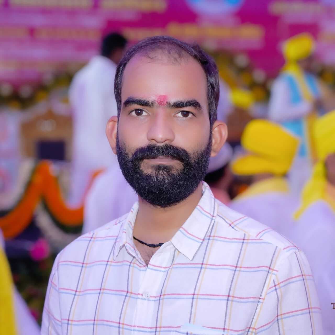 कुलपति के तुगलकी फरमान से हजारों छात्र-छात्रा स्नातक नामांकन से हो रहे वंचितः नन्हें