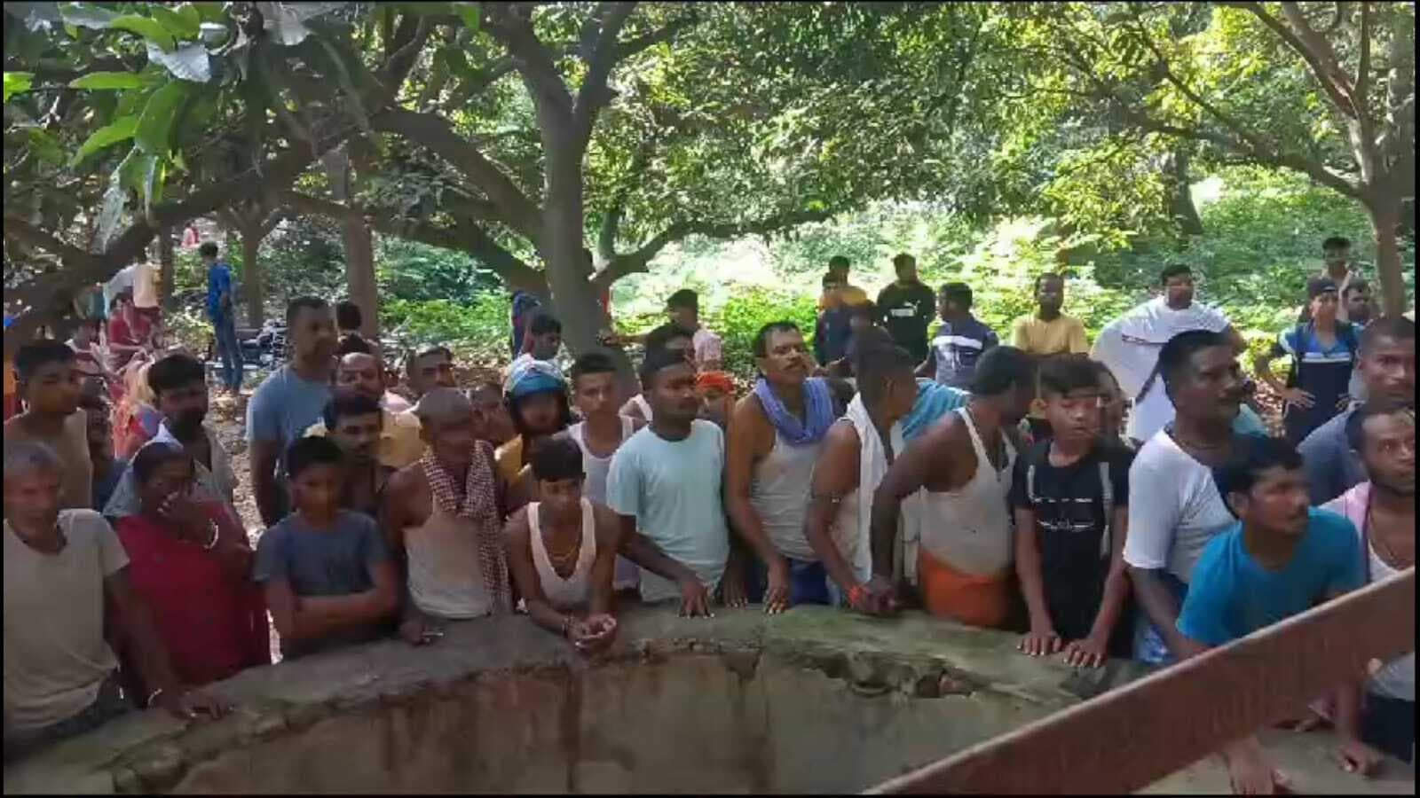 लापता युवक का कुआं से शव बरामद, परिजनों का रो-रो कर बुरा हाल