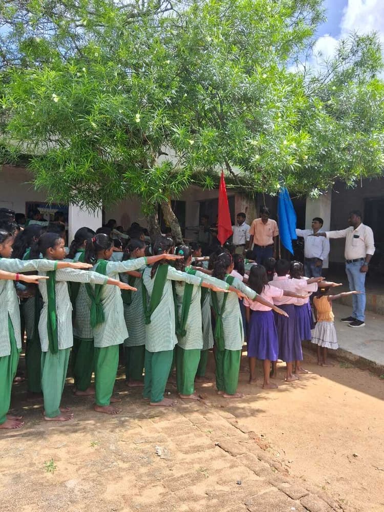 उउवि तालपोखरिया के बच्चों ने ली स्वच्छता की शपथ