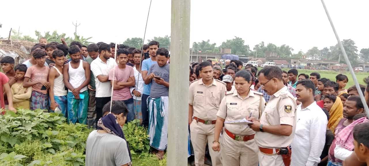 तीन दिन पहले दिल्ली के अस्पताल से हुआ था गायब, पोल से लटका मिला युवक का शव