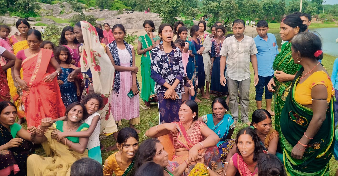 नहाने के दौरान आहर में डूबा, तालाश जारी