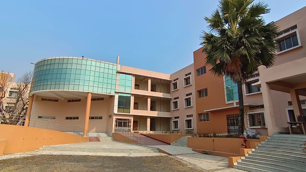 शिक्षा के क्षेत्र में मिल का पत्थर साबित होगा डिग्री कॉलेज : स्पीकर