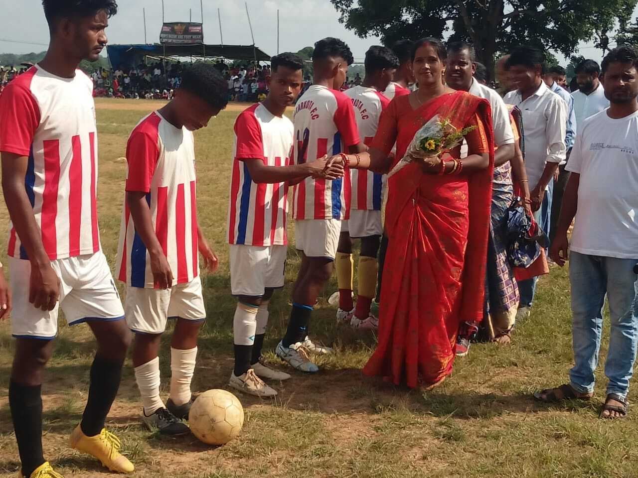 Football : शहीद एतवा उरांव फुटबॉल के सेमीफाइनल-फाइनल आज