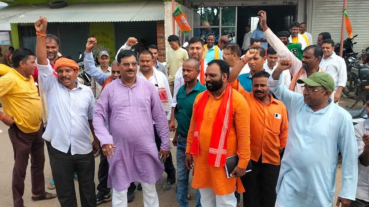 Giridih news: भाजपा कार्यसमिति की बैठक में बूथ सशक्तिकरण करने पर जोर