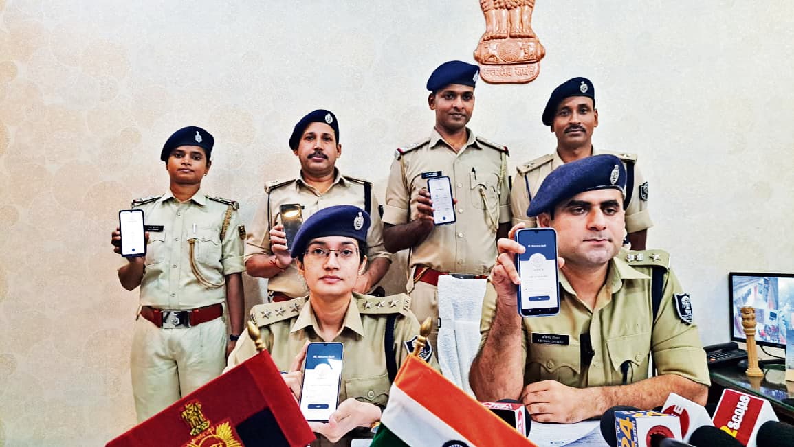 अब शिकायतकर्ता को वाट्सएप पर मिलेगी केस की जांच रिपोर्ट