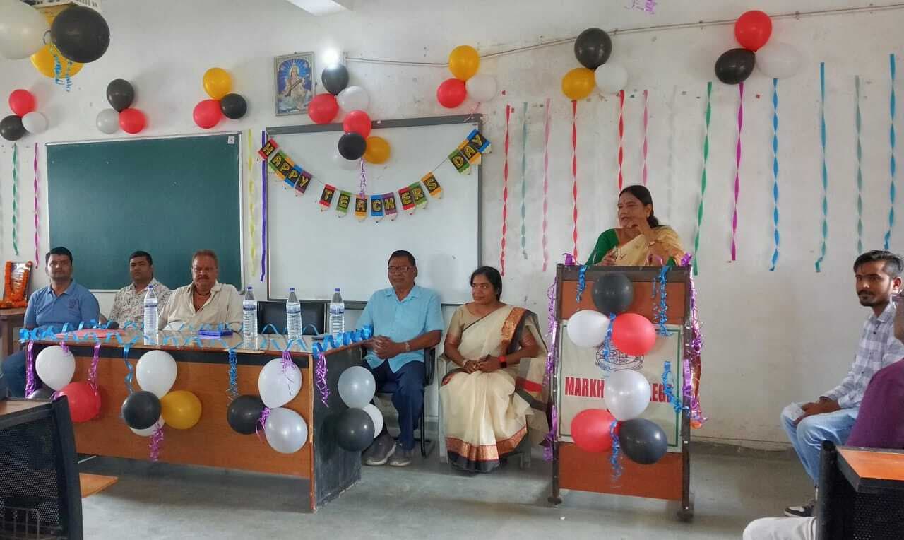 छात्र जीवन में बेहतर आचरण से मिलती है सफलता : डॉ गजेंद्र