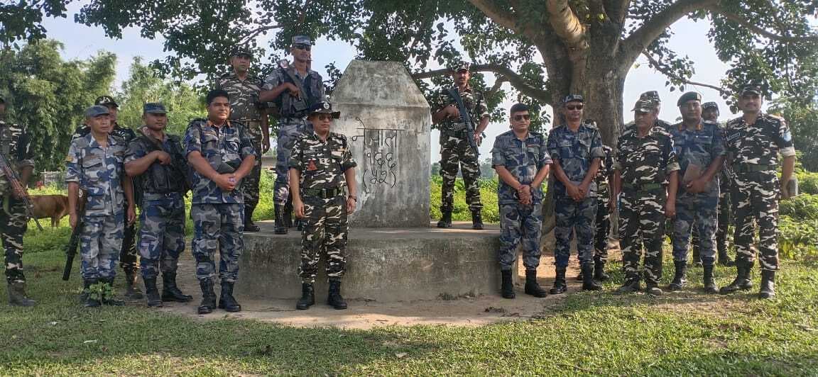 इंडो-नेपाल बाहरी सीमा पर की गश्ती