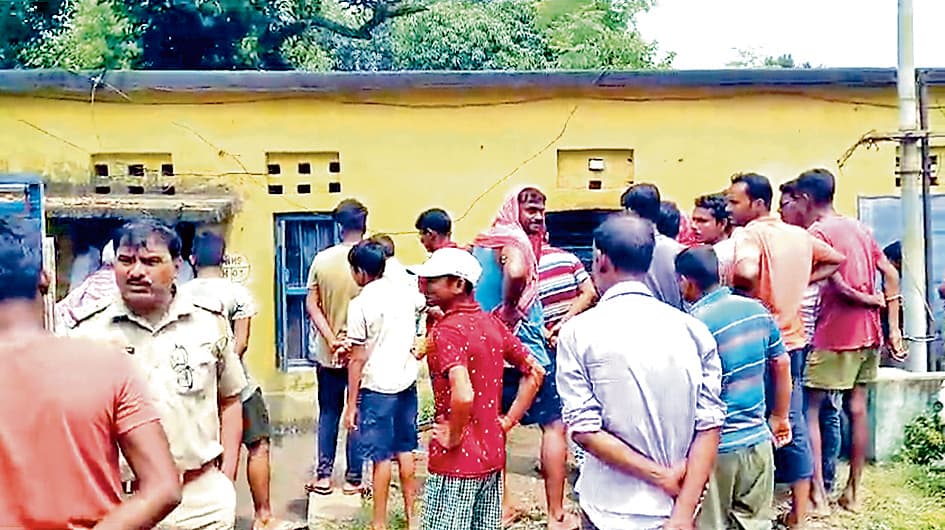 अंडाल के पालसबांध बाबुईसोल के एक घर में मृत मिले दंपती