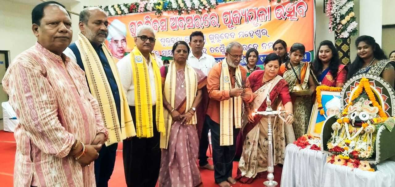 Rourkela News : भारतीय शिक्षा एवं संस्कृति दुनिया में सबसे बेहतर : दुर्गाचरण तांती