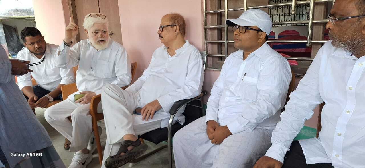 मुखिया ने सांसद को समस्याओं से कराया अवगत