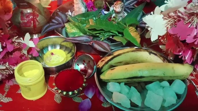 Jamshedpur News : पूर्वी सिंहभूम के स्कूलों में तीज पर नहीं दी गयी छुट्टी, शिक्षिकाओं में आक्रोश