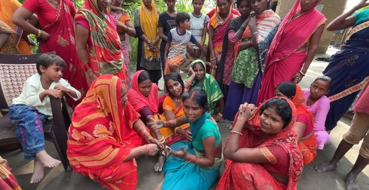 युवक की गला दबाकर मार डाला, शव बरामद