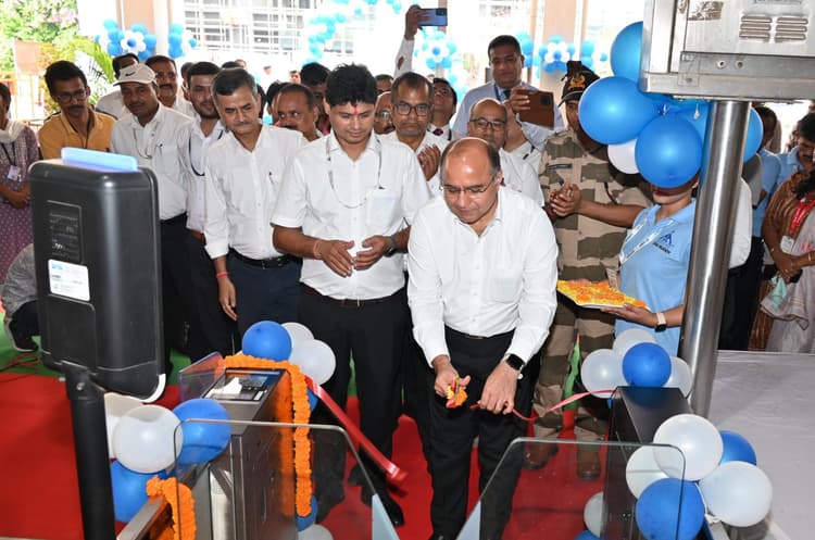 एयरपोर्ट पर डिजि यात्रा का शुभारंभ