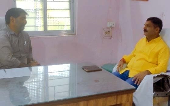 सामुदायिक स्वास्थ्य केंद्र का विधायक ने लिया जायजा